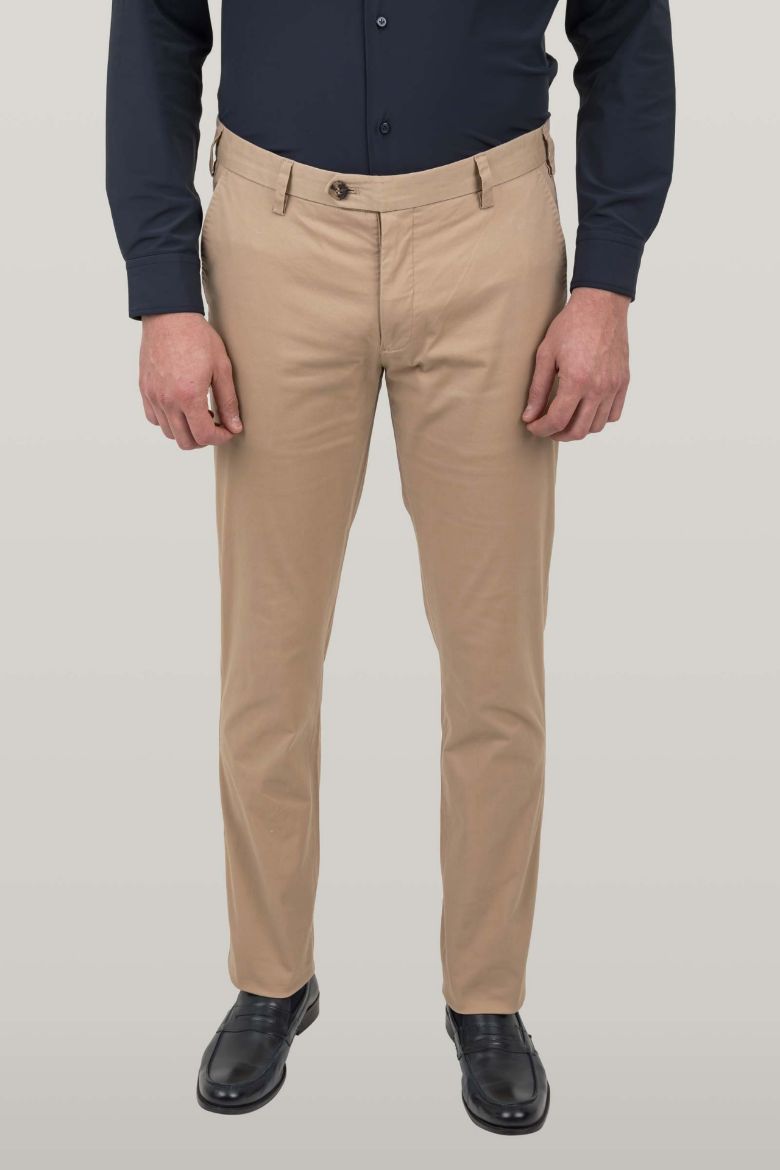 Imagen de PANTALÓN ESTILO CHINO DE SARGA DE ALGODÓN LISO