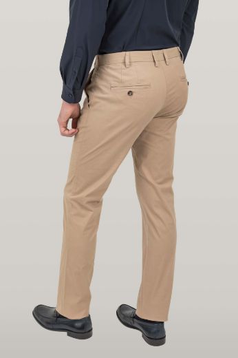 Imagen de PANTALÓN ESTILO CHINO DE SARGA DE ALGODÓN LISO