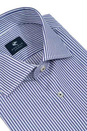 Imagen de CAMISA CLÁSICA DE ESPIGA DE COLOR LISO CON CUELLO SEMI-FRANCÉS