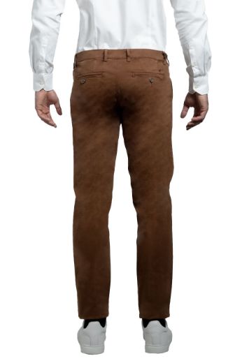 Imagen de Chino casual trousers in twill cotton, solid color, regular fit.