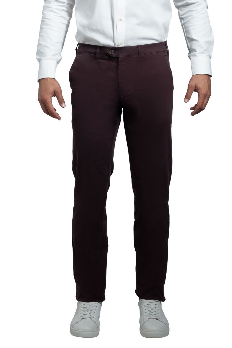 Imagen de Chino casual trousers in twill cotton, solid color, regular fit.